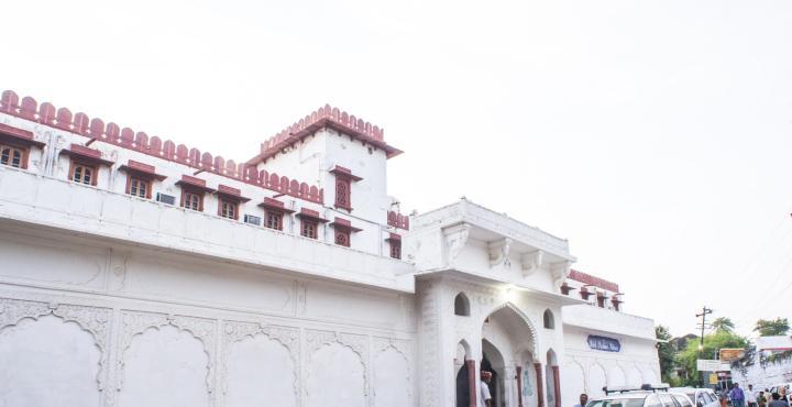 Hotel Pushkar Palace Buitenkant foto